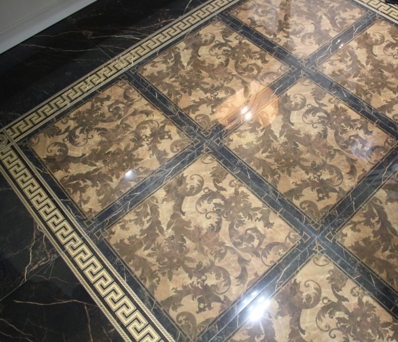 Versace 8.jpg